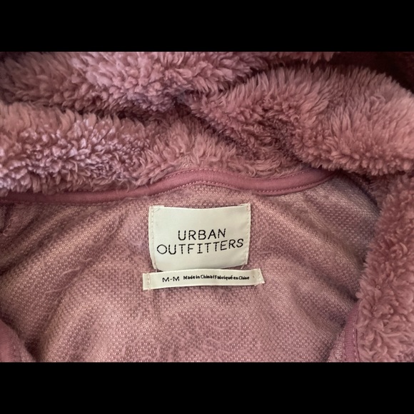Urban Outfitters Cozy Crop Top - Picture 4 of 6